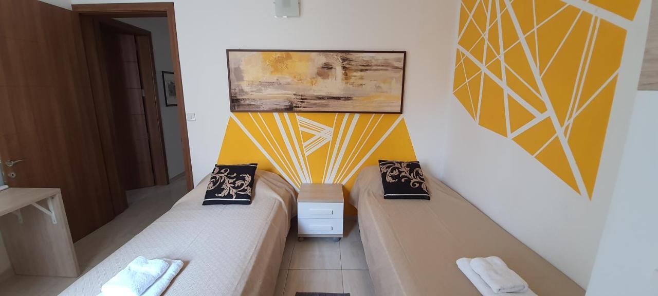Gianni Holiday Home Pieta Ngoại thất bức ảnh
