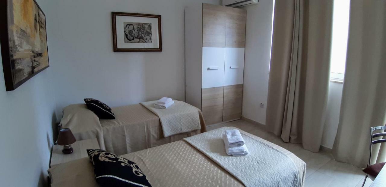 Gianni Holiday Home Pieta Ngoại thất bức ảnh