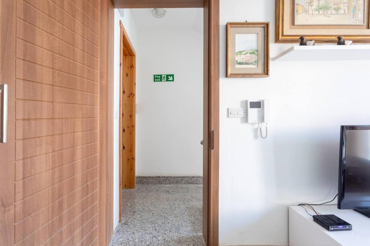Gianni Holiday Home Pieta Ngoại thất bức ảnh